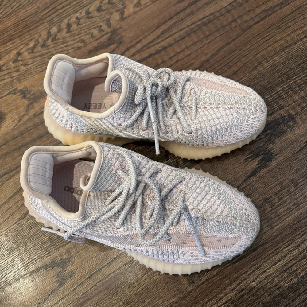 Authentic adidas Yeezy Boost 350 V2 Synth (Non-Reflective) US 4 FR 36 - no box